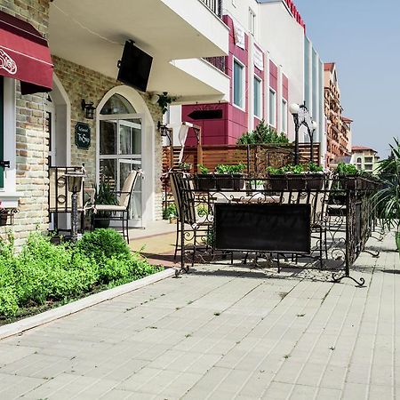 The Step Family Hotel ซันนีบีช ภายนอก รูปภาพ